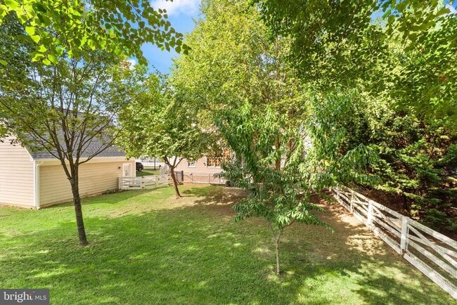 Building Photo - 708 Irvine Bank Ln