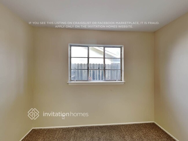 Building Photo - 4300 42nd Ave