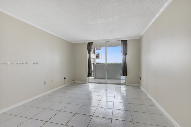 Building Photo - 2750 NE 183rd St