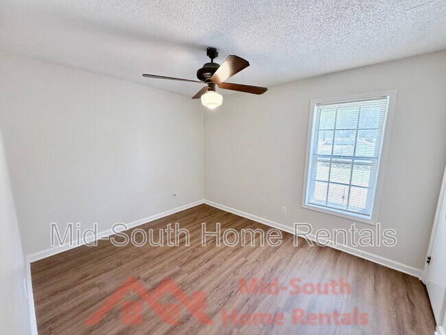 Building Photo - 2373 W Monica Dr
