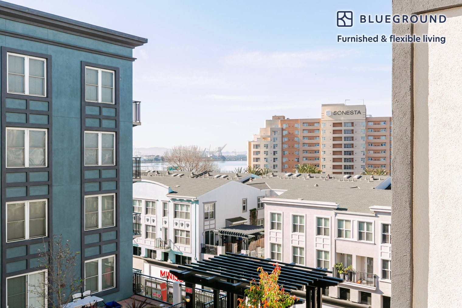 Building Photo - 5684 Bay St