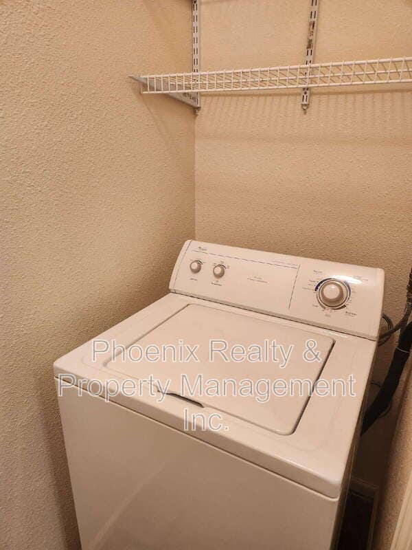 Building Photo - 2900 Blue Sky Cir