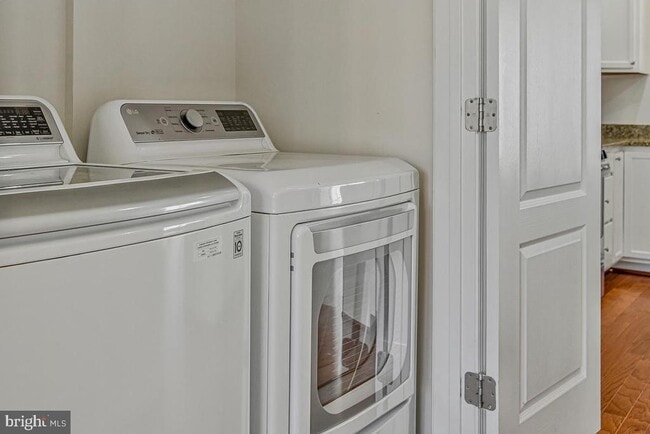 Building Photo - 11777 Sunningdale Pl