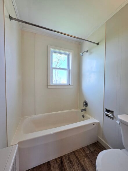 Building Photo - 2618 Creek Hill Rd