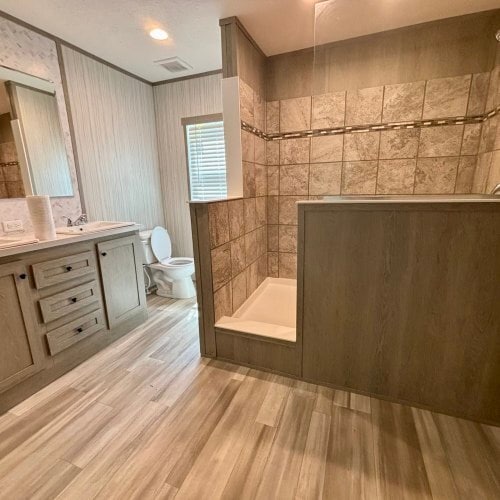 Building Photo - 118 Zoe Ave