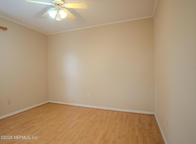 Building Photo - 11048 Ridge Point Dr