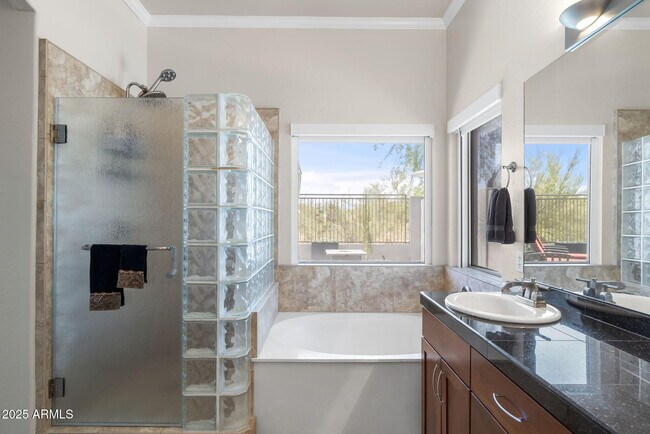 Building Photo - 10318 E Tierra Buena Ln