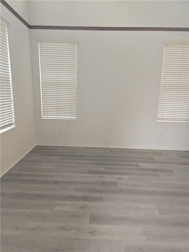 Building Photo - 42165 Calabria Dr