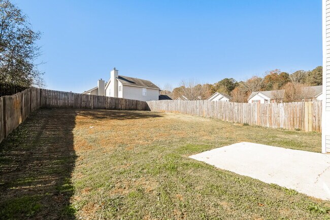 Building Photo - 3004 Summer Breeze Dr