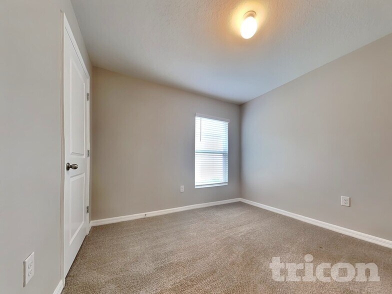 Building Photo - 7846 Broad Pointe Dr