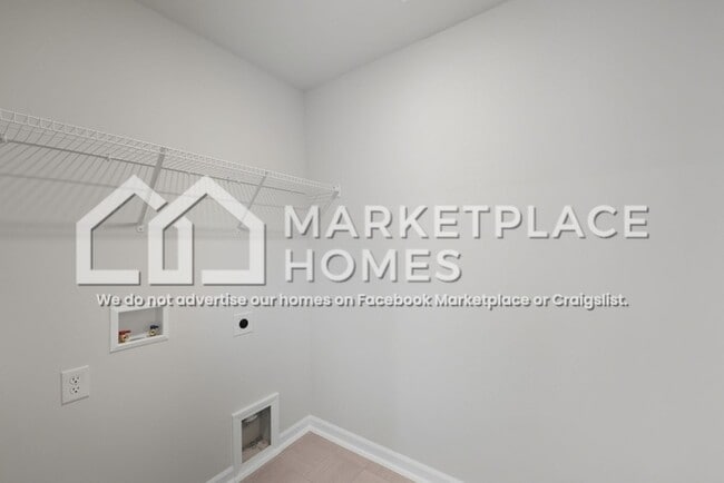 Building Photo - 1200 Pavo Path