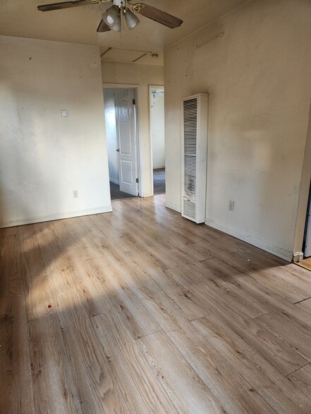 Building Photo - 313 S 2nd Ave