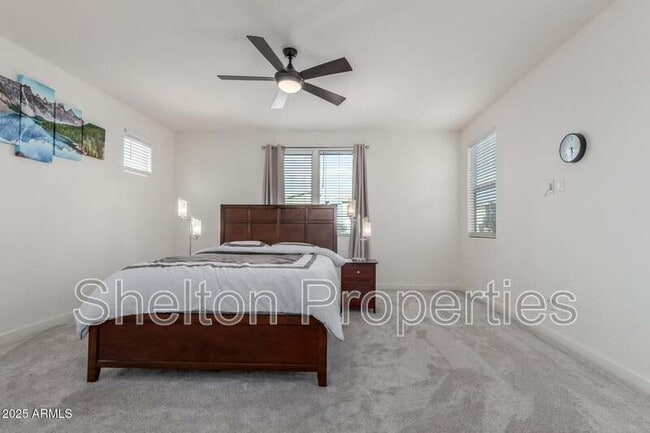 Building Photo - 1310 N Zane Dr