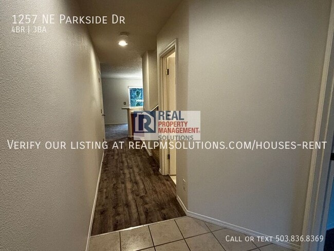 Building Photo - 1257 NE Parkside Dr