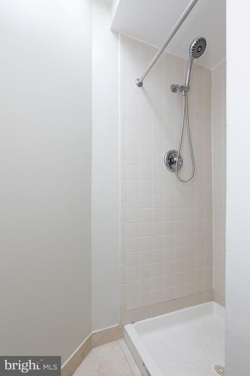 Building Photo - 5804 Inman Park Cir