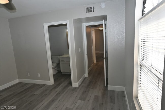 Building Photo - 2968 Juniper Hills Blvd