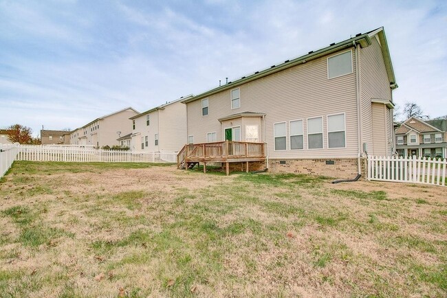 Building Photo - 183 Vintage Cir