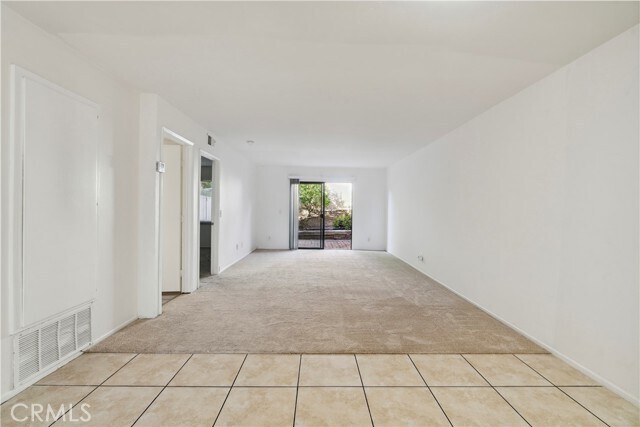 Building Photo - 1745 Los Feliz Dr
