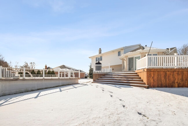 Building Photo - 790 Eastwind Dr