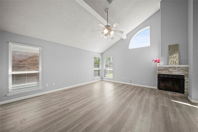 Building Photo - 9418 Westacre Pl