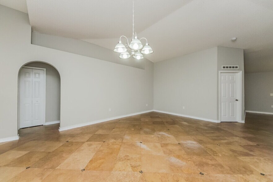 Building Photo - 4821 Petal Pawpaw Ln
