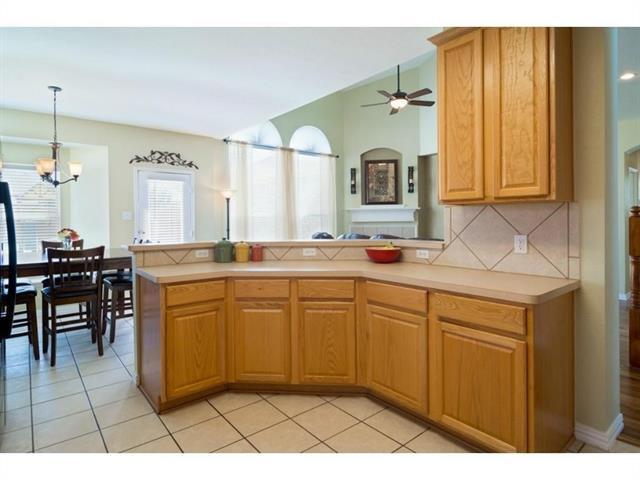 Building Photo - 5909 Vineyard Ln