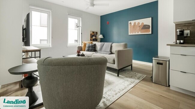 Building Photo - 2009 N Howard St