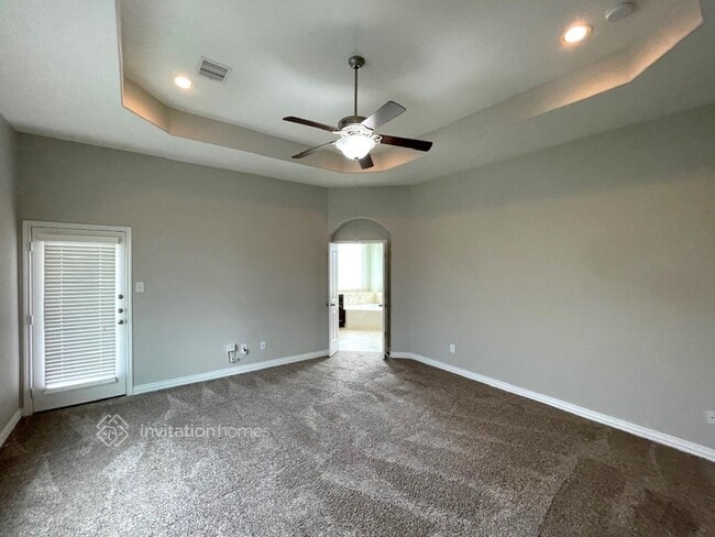 Building Photo - 30702 Basil Trace Dr