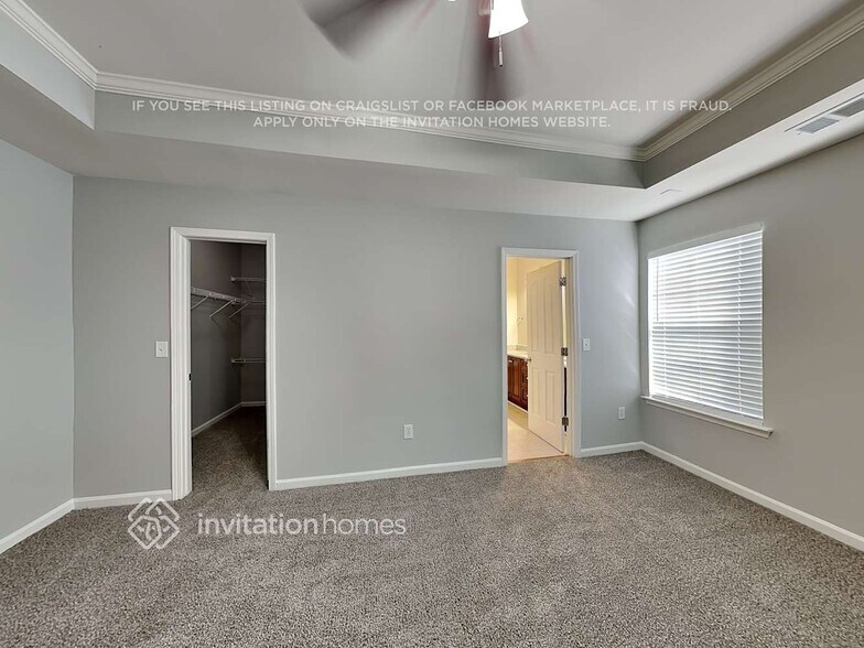 Building Photo - 14643 Eastgrove Dr