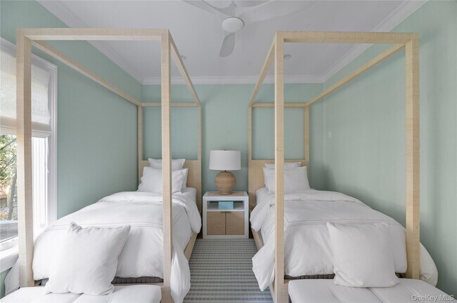 Building Photo - 1005 Surf View Walk