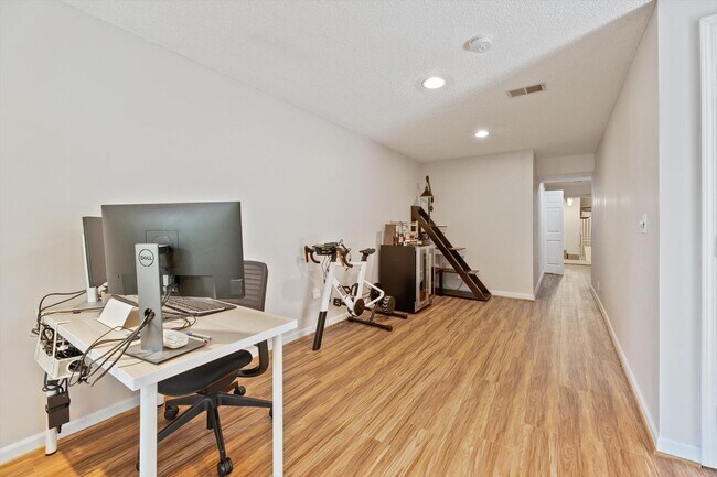 Building Photo - 30861 Centennial Dr