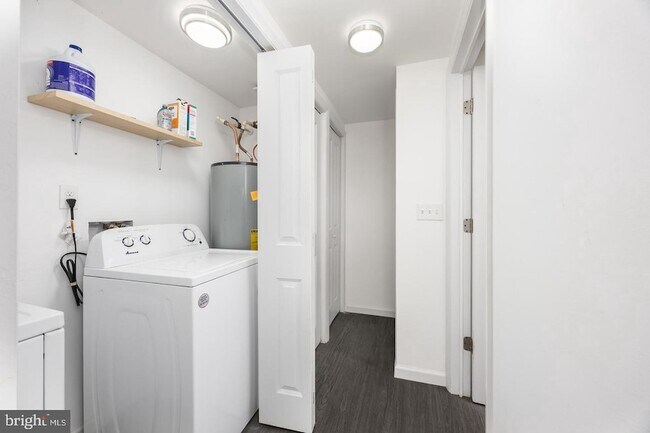 Building Photo - 731 Richwil Dr