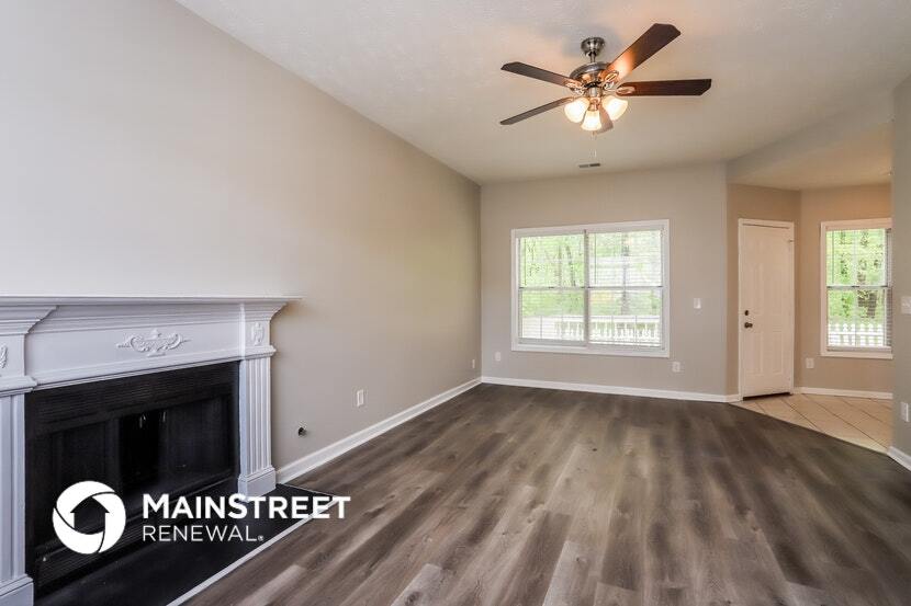 Building Photo - 5118 Oaktree Trail