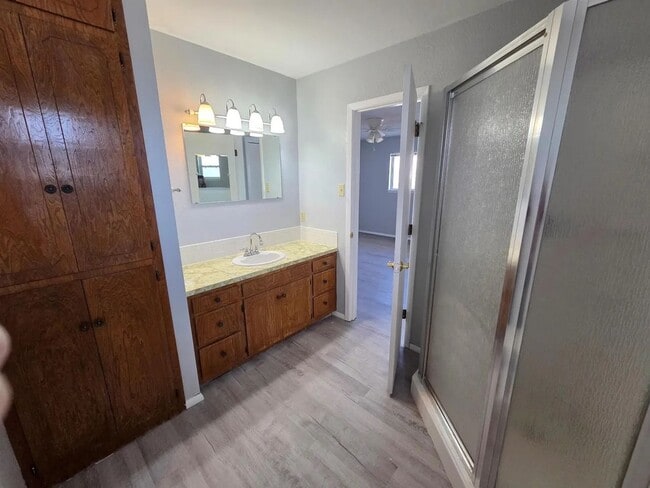 Building Photo - Very well maintained home