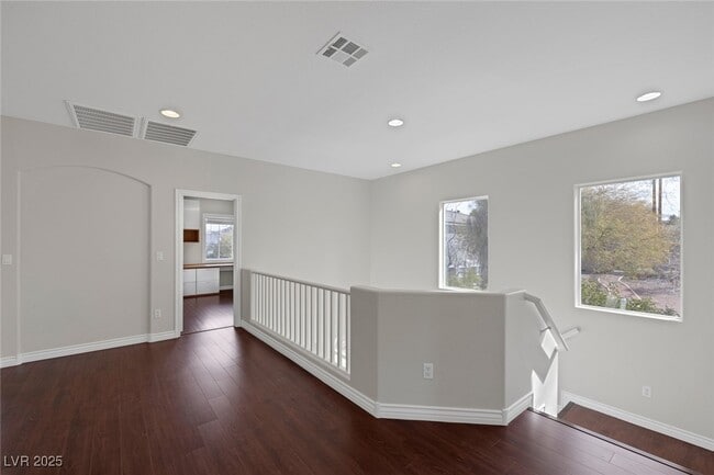 Building Photo - 2405 Esteem Ridge Dr