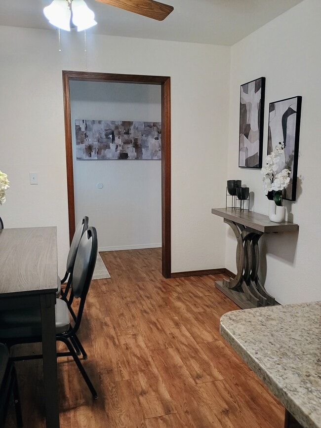 Building Photo - 9101 S Winston Way