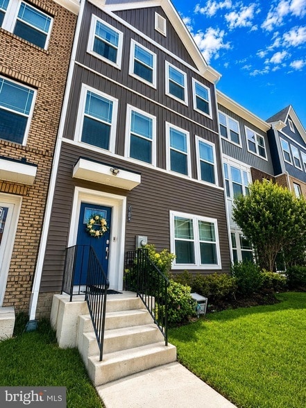Building Photo - 2764 Bridgewater Dr