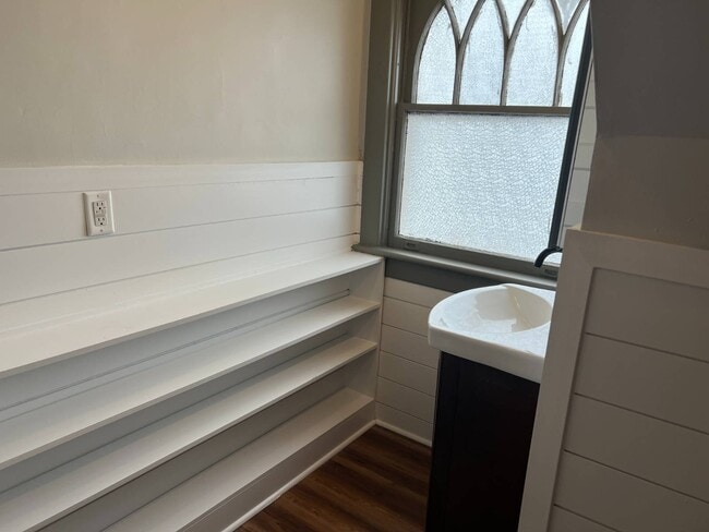 Building Photo - 1114 Union St