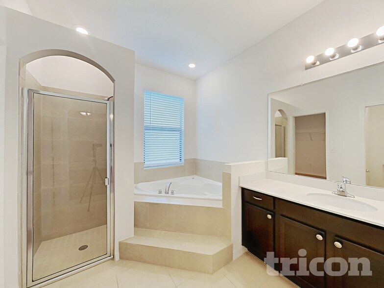 Building Photo - 1660 Luft Ln