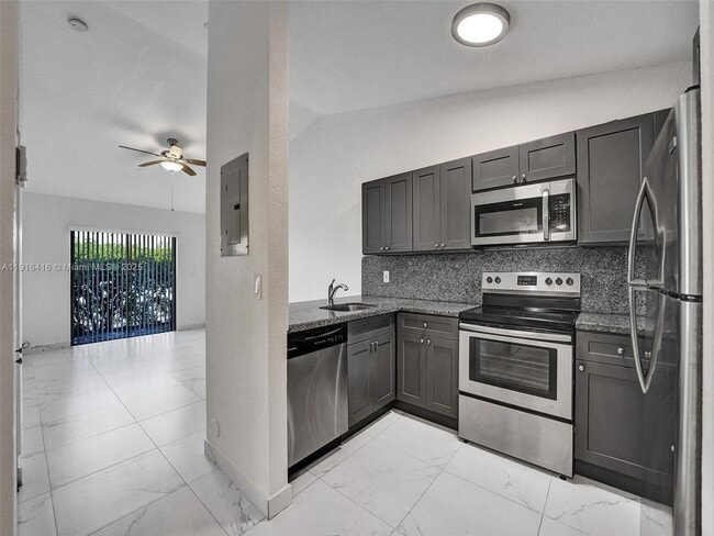 Primary Photo - 1300 Wiley St