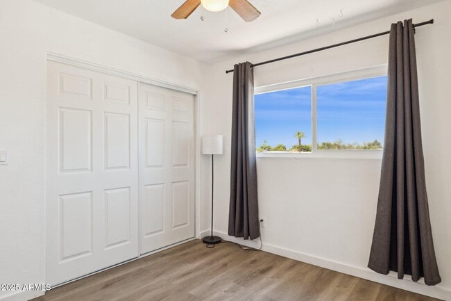 Building Photo - 520 N Stapley Dr