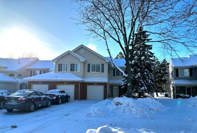 Building Photo - 2711 Odlum Dr