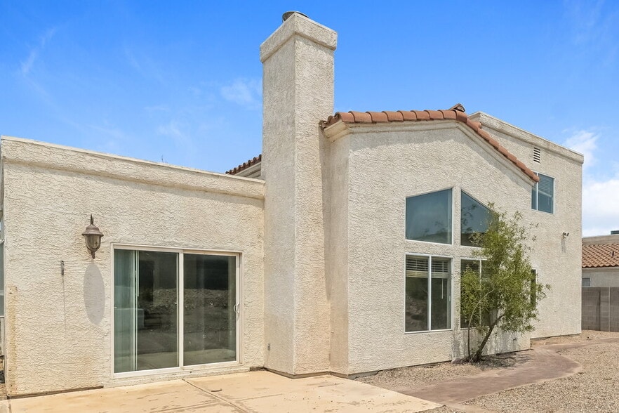 Building Photo - 445 Opal Dr