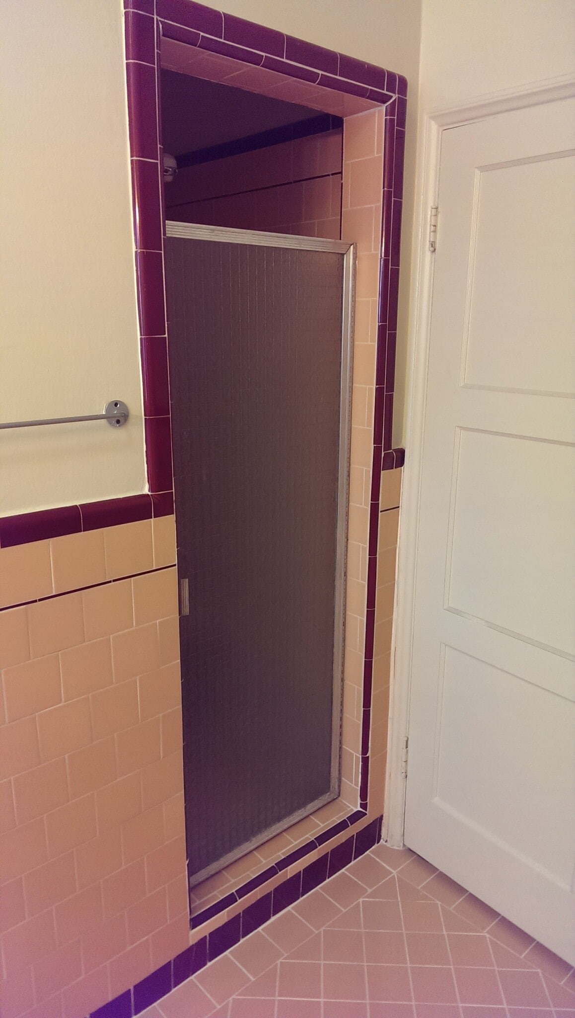 Primary Bathroom - 1226 S Longwood Ave