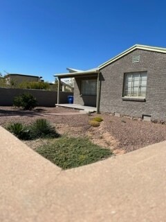 Building Photo - 902 S Fremont Ave