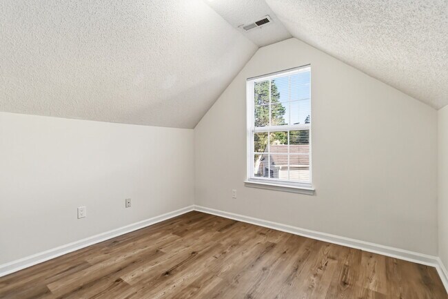 Building Photo - 1428 Nature Pl