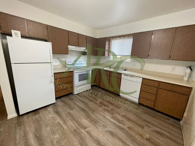 Building Photo - 2604 Nuckolls Ave