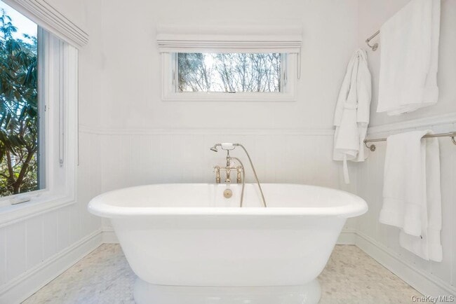 Building Photo - 1 Cooper Ln