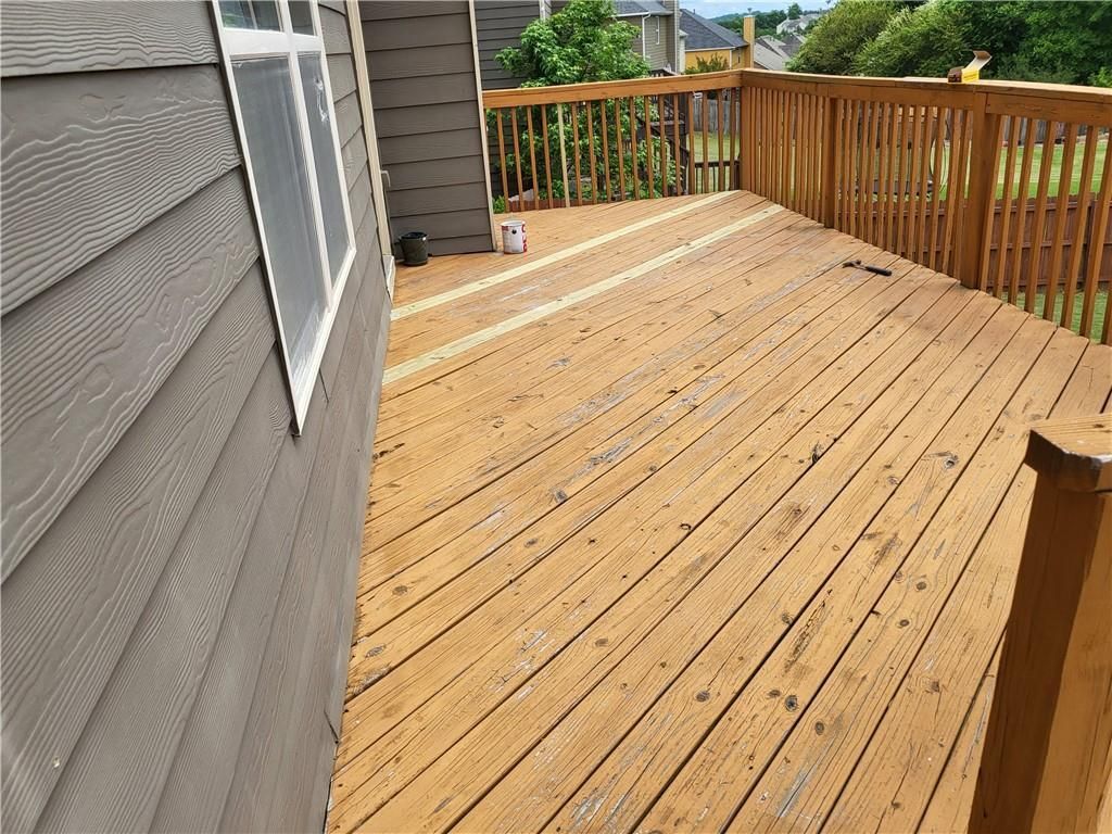 Building Photo - 950 Rockbass Rd