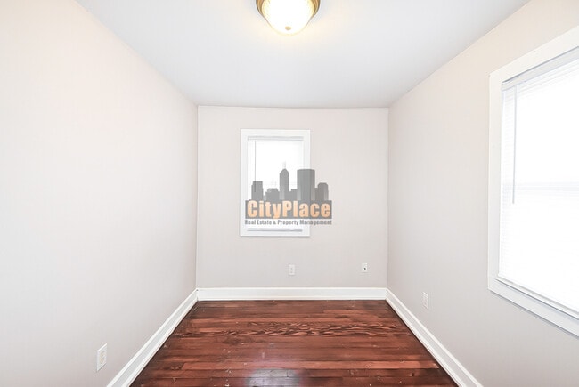 Building Photo - 519 Wallace Ave